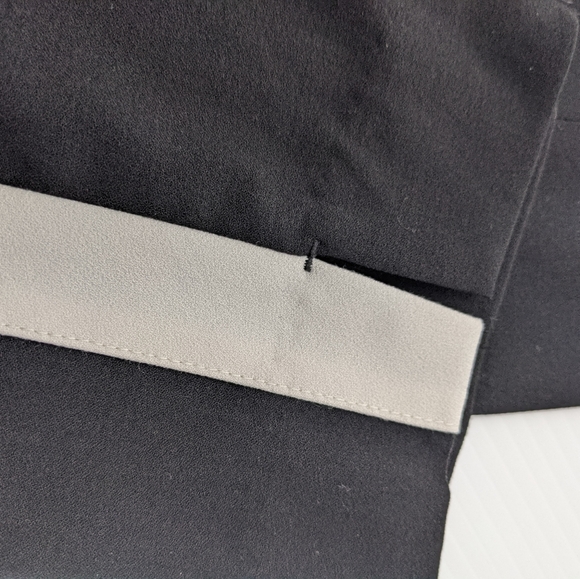 Banana Republic Avery Straight-Fit Black White Stripe Washable Ankle Pant Sz 2 - Picture 14 of 14